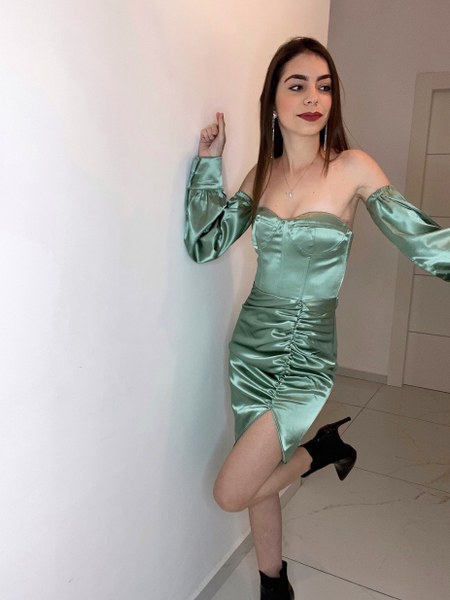 שמלת מיני ירוקה